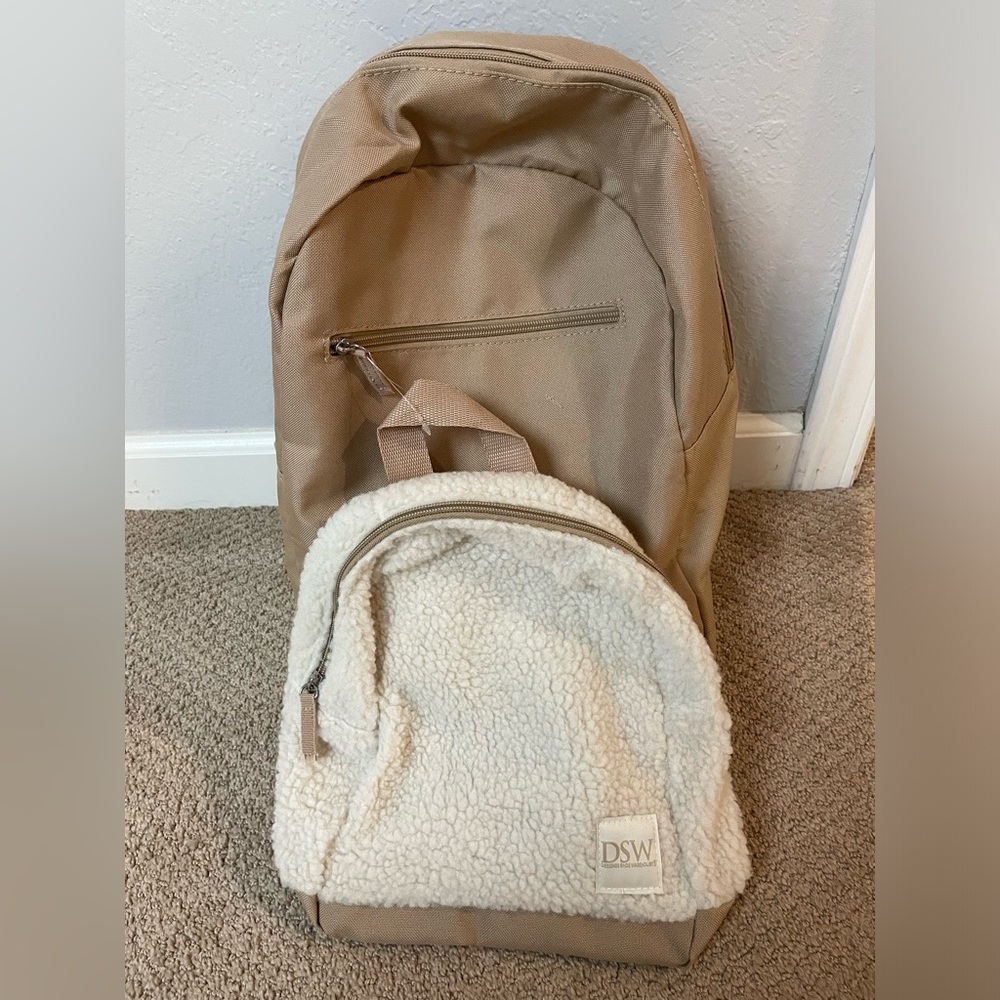 DSW back-pack & mini back-pack set